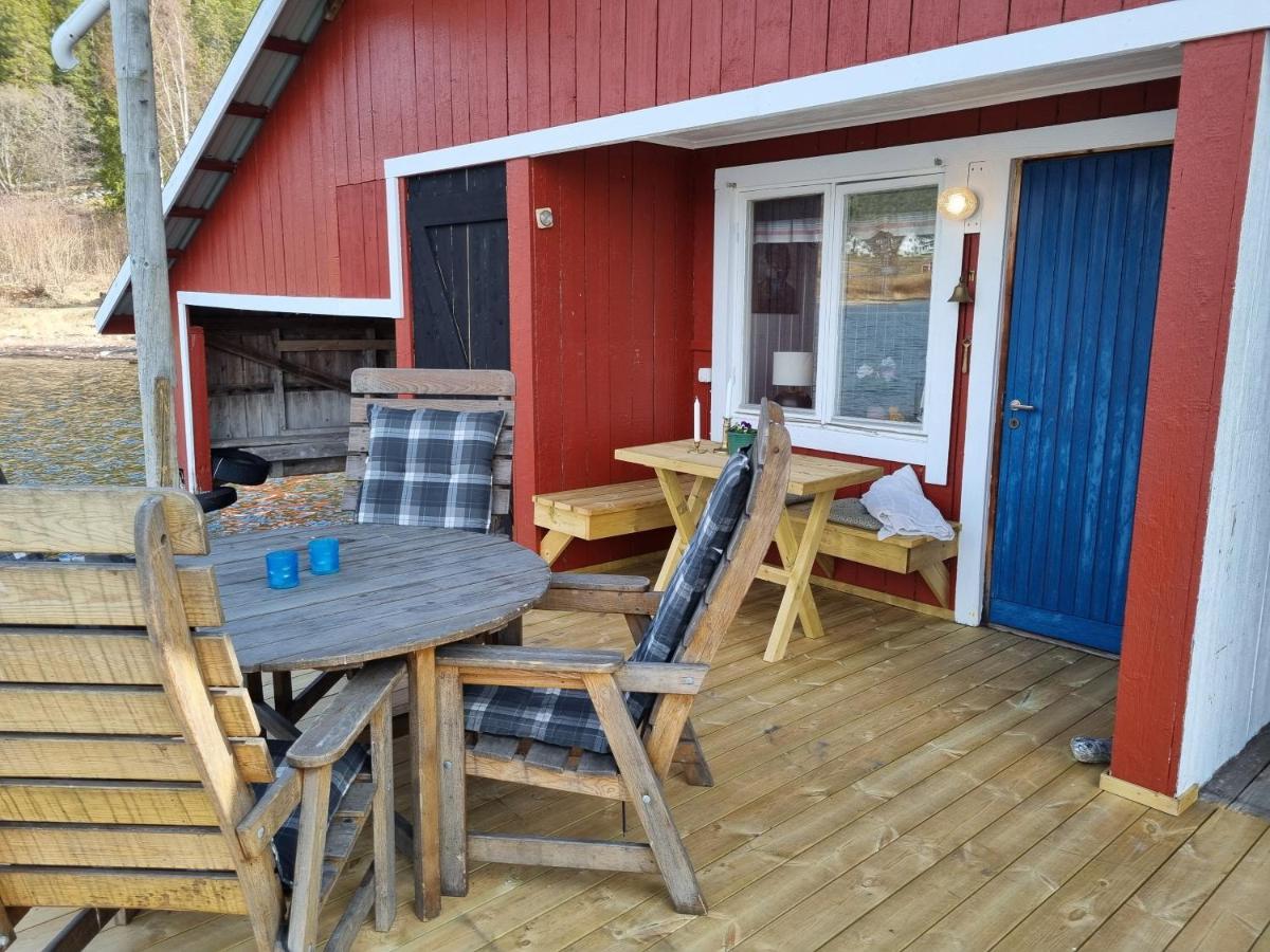 Boathouse Villa Mjallom Luaran gambar